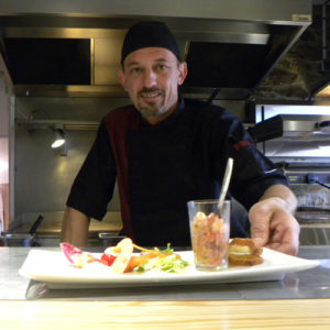 Jérôme Lithard, chef cuisinier de La Malle aux épices Jérôme Lithard, chef cuisinier de La Malle aux épices